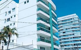 Apartamento temporada com garagem, Wi-Fi, Netflix